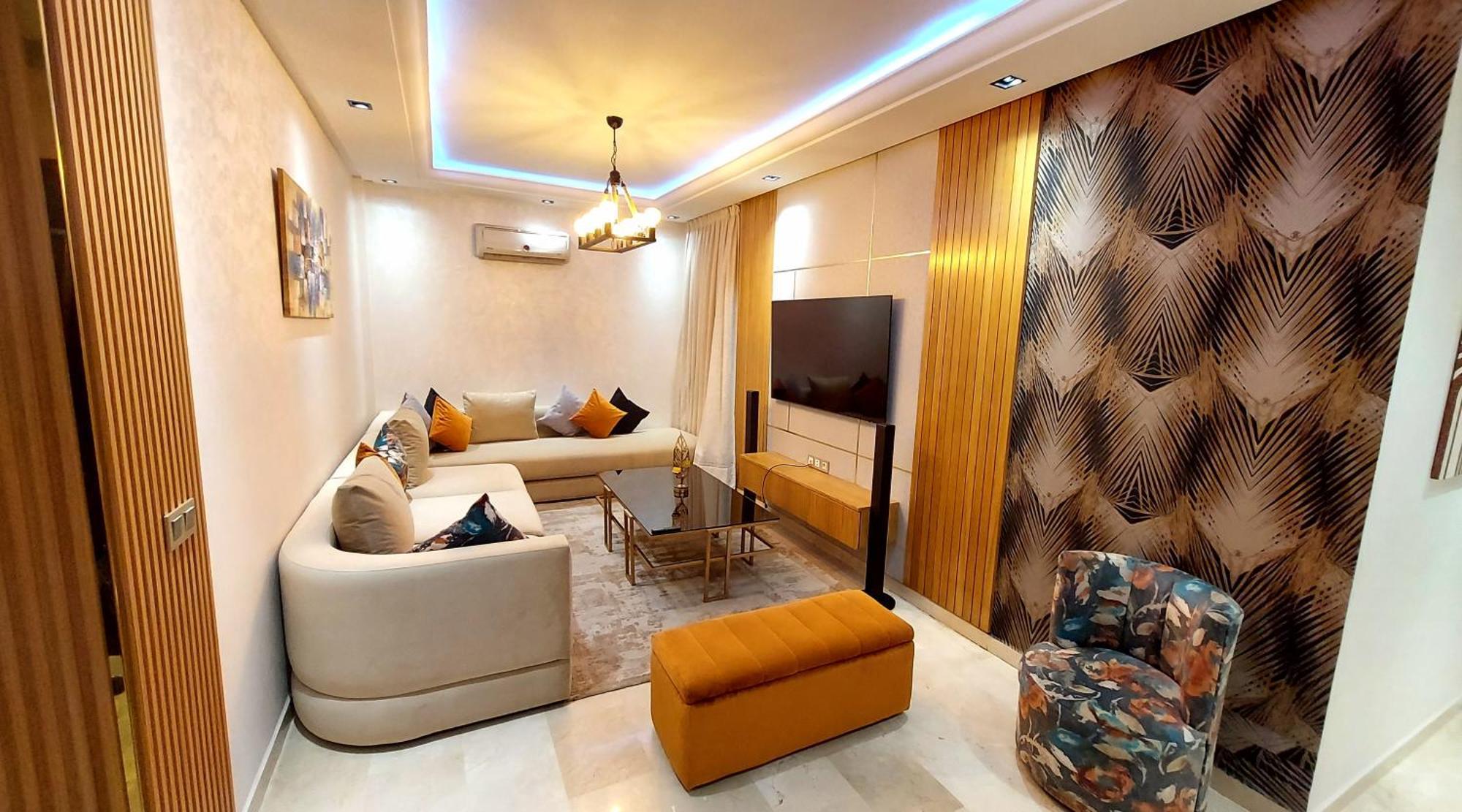 luxury apartment of 80m2 , 1minute from hassan2 mosquè from family , pour famille , INTERDIT COUPLES ARAABIC NON MARIÉ, FORBIDDEN UNMARRIED ARAABIC COUPLES Casa Blanca Exterior foto
